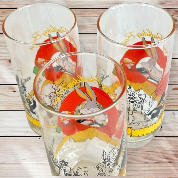 3 Happy Birthday Bugs 50th Birthday Commemorative Glass 14 OZ 1990 Bugs Bunny - Picture 7 of 8